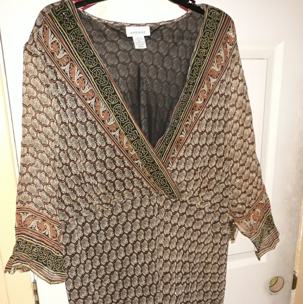 The Avenue blouse